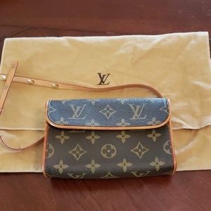 Louis Vuitton fanny pochett